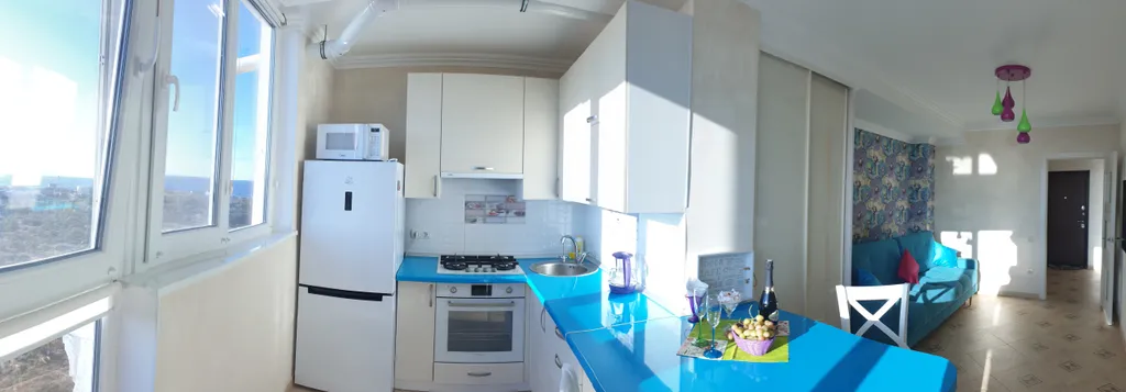 Квартира Очень красивая квартира с великолепным видом на море и парк — Севастополь