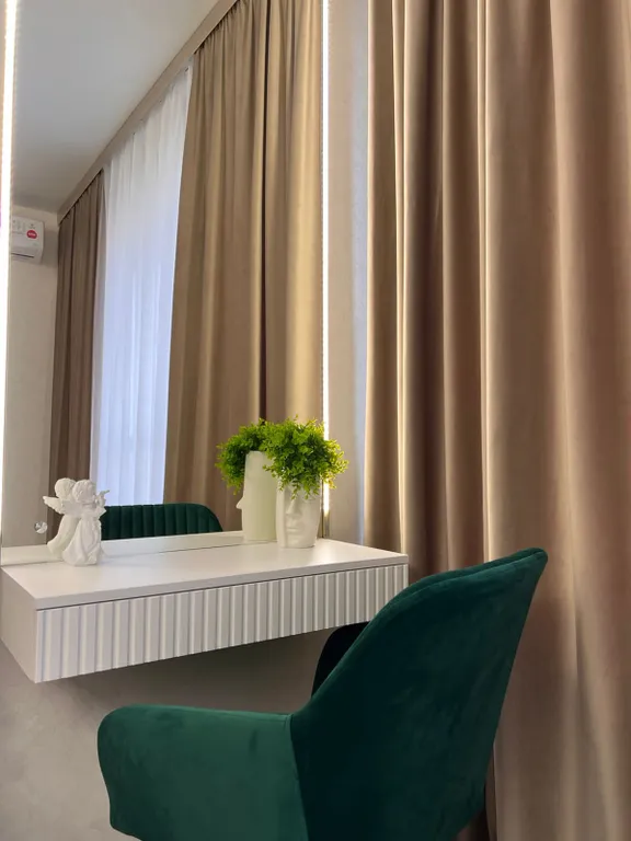 Красивая квартира на Российском