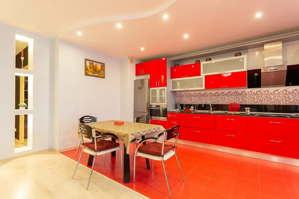 Просторная квартира в центре с видом на залив и замок