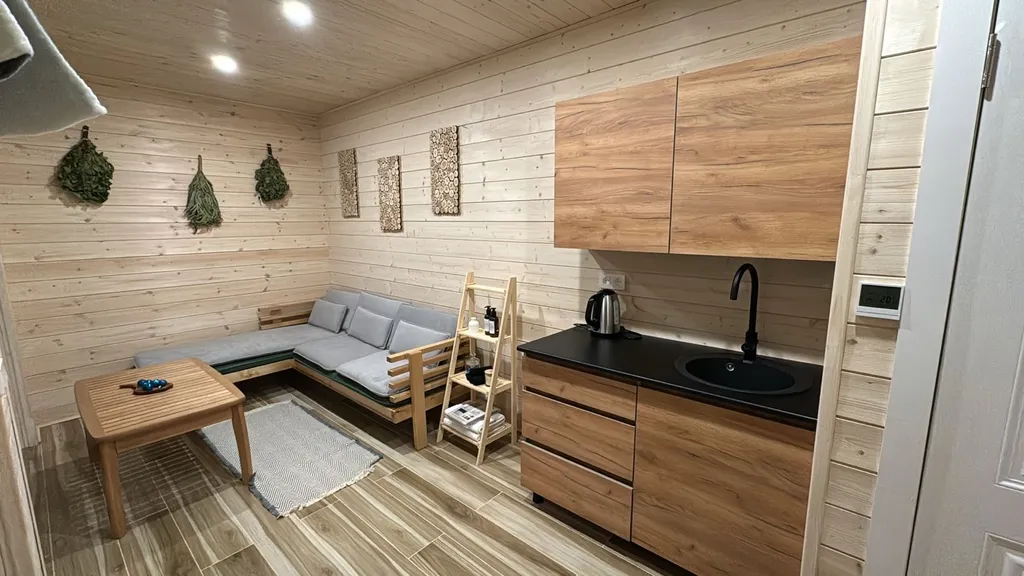 Дом с баней, сибирским чаном и теплой панорамной беседкой