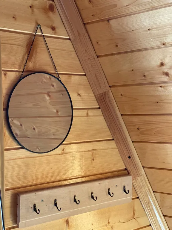 Уютная спальня на мансарде