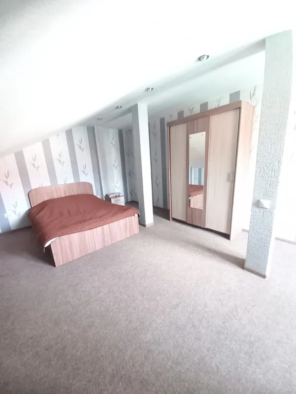 Уютные апартаменты со своей парковкой (рядом центр томографии, аэропорт)