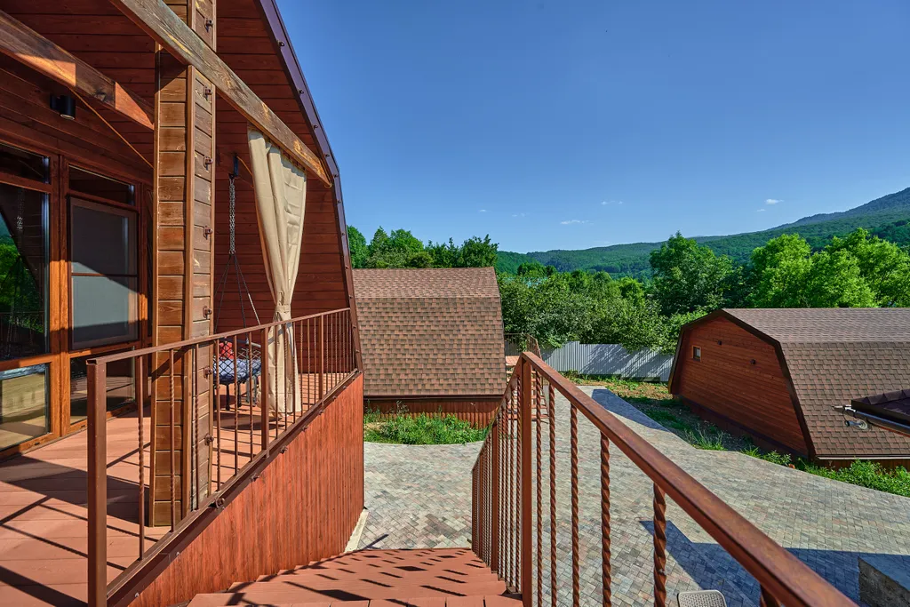 Коттедж Коттедж Шале с 1 спальней, кухня-гостиная с диваном и ванной комнатой — Мезмай