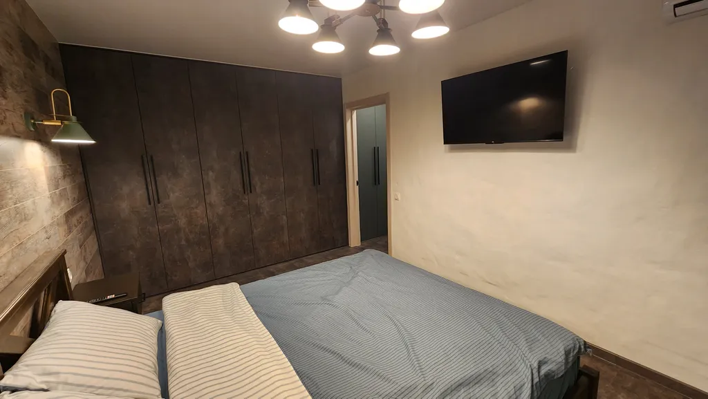 Уютная дизайнерская квартира, водяной фильтр для питьевой воды и прочее