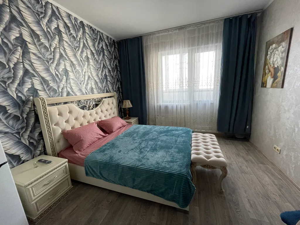 Квартира-студия с новым ремонтом и мебелью в самом удобном районе