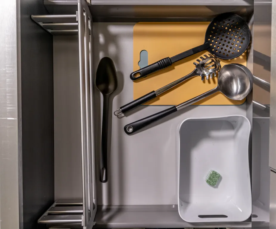 Двухуровневая квартира-студия с отдельной спальней