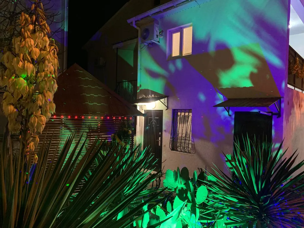 MilayDom-2-х этажный 2-х комнатный дом с вашей придомовой территорией