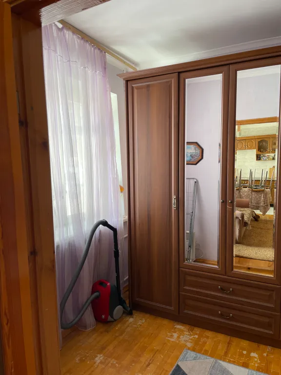 Уютная двухкомнатная квартира в центре Домбая