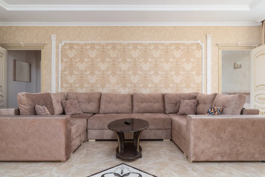 Дом с теплым бассейном и баней для загородного отдыха Южная Резиденция