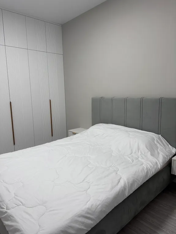 Новая квартира в центре микрорайона ЖК Знак