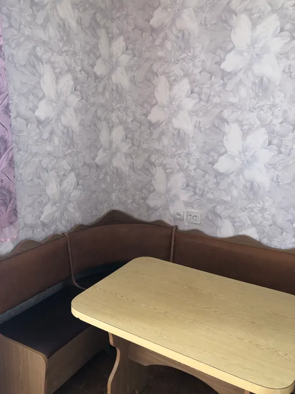 Квартира 1-комнатная Квартира — Евпатория