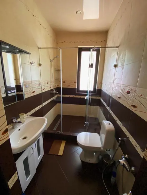 Двухкомнатный люкс с балконом, 3 мин море, центр, парковка