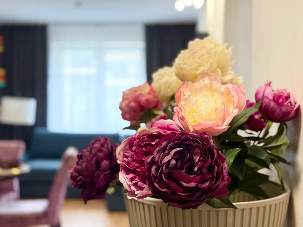 Семейная с камином