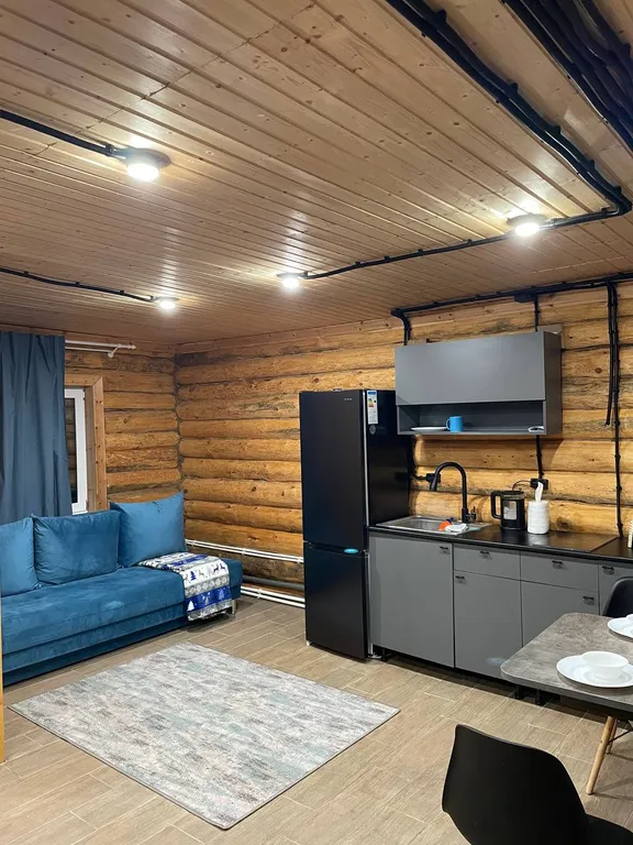 Дом у ручья