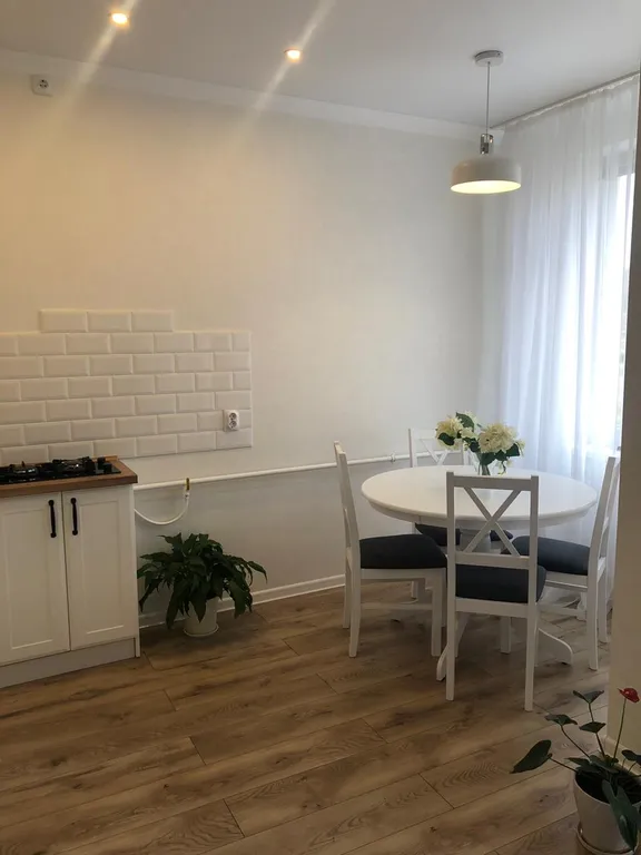 Уютная студия у озера