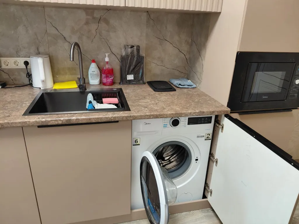 Двухкомнатная квартира возле набережной