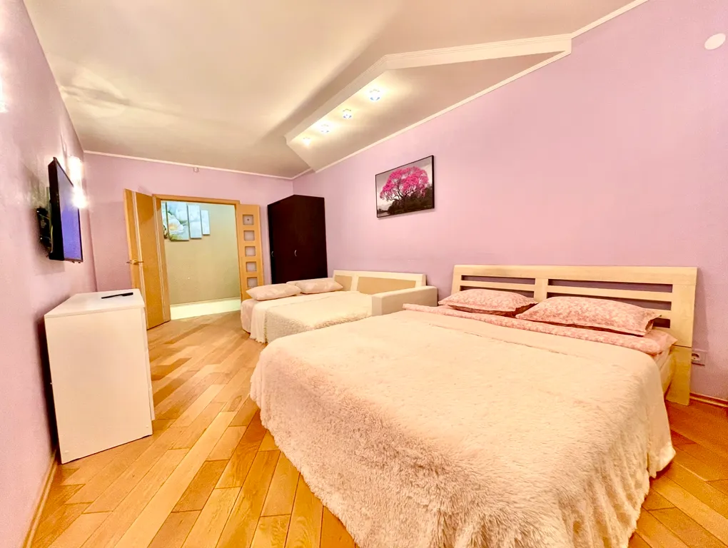 Уютная просторная двушка с видом на реку Волгу