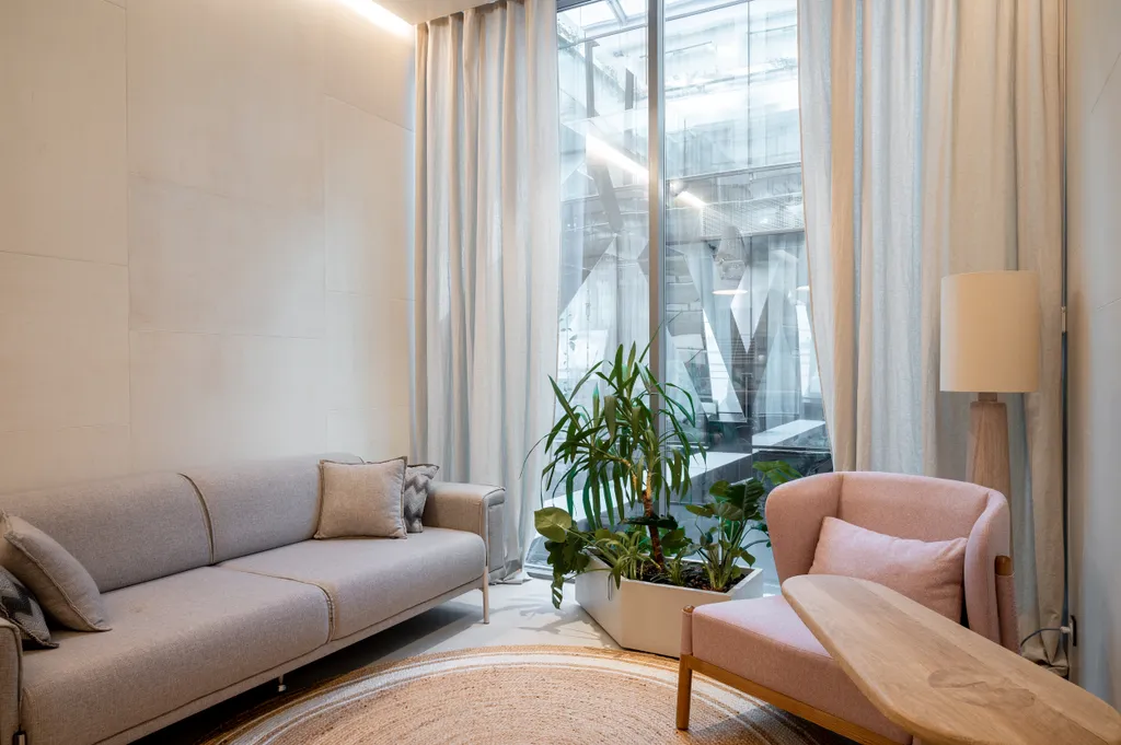 Квартира Дизайнерские эко-апартаменты на Маяковской с камином — Москва