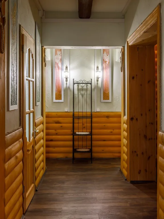 Уединённый дом на берегу живописной заводи