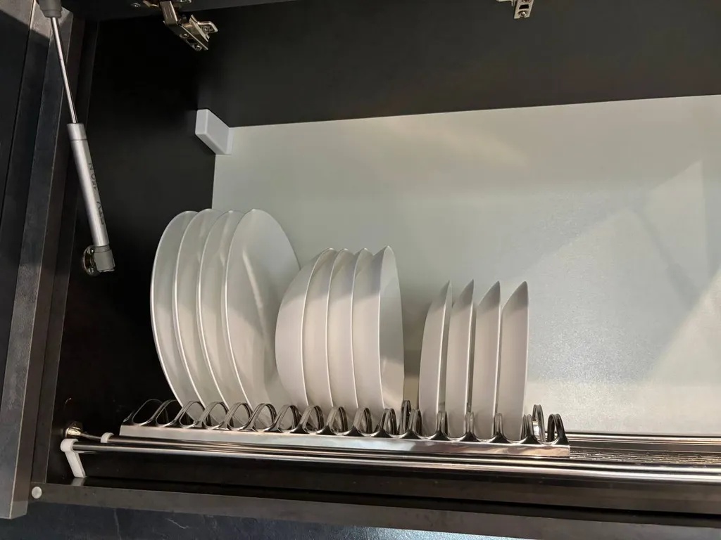 Шикарная трехкомнатная квартира с собственной Бесплатной парковкой!