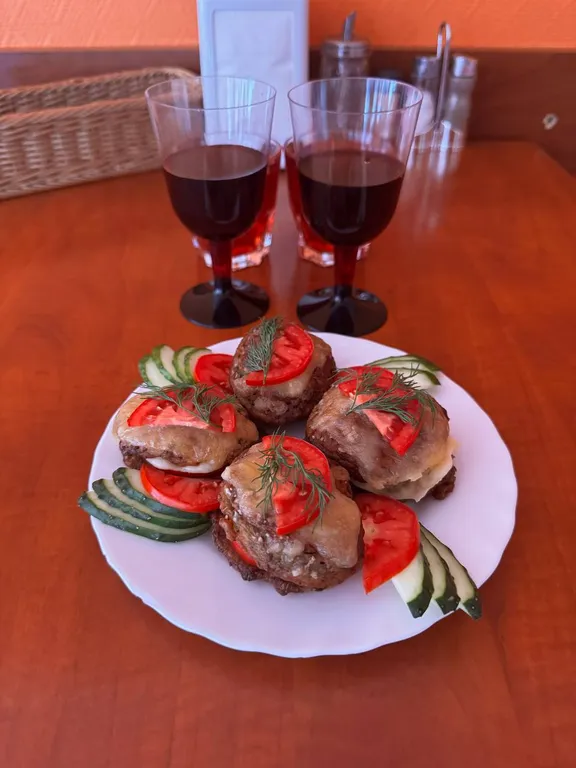 Квартира Квартира Стандарт на 2-3 гостя с удобствами, балкон, вид на сад — Анапа