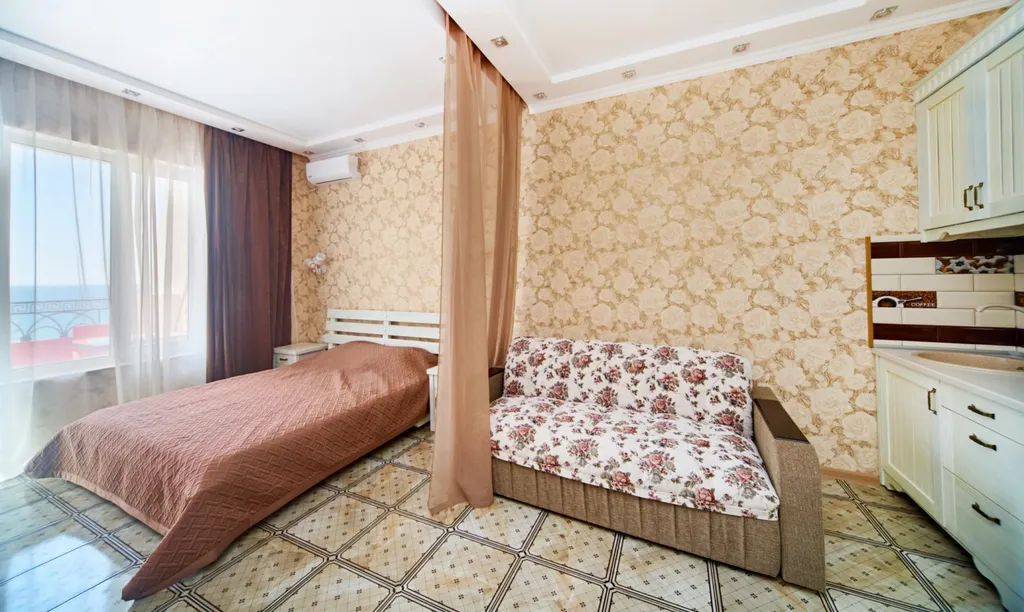 Апартаменты с видом на море в комплексе Наш Парус