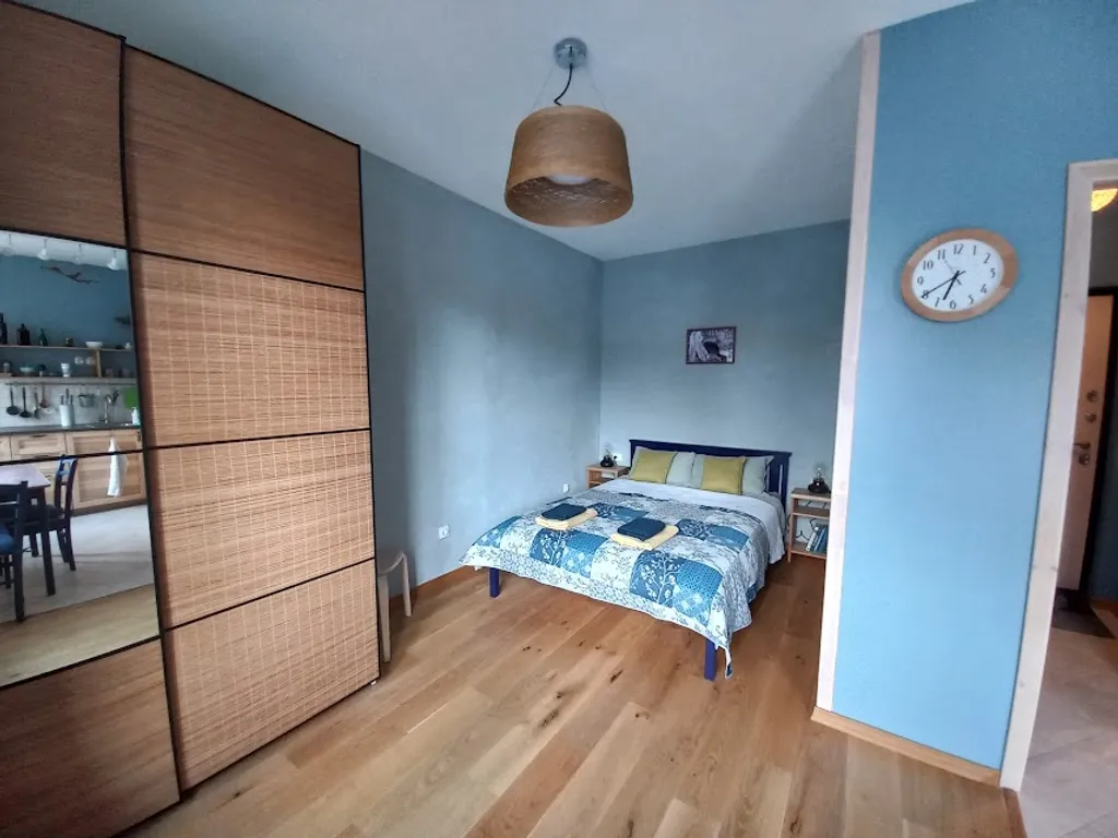 Студия в центре рядом с набережной