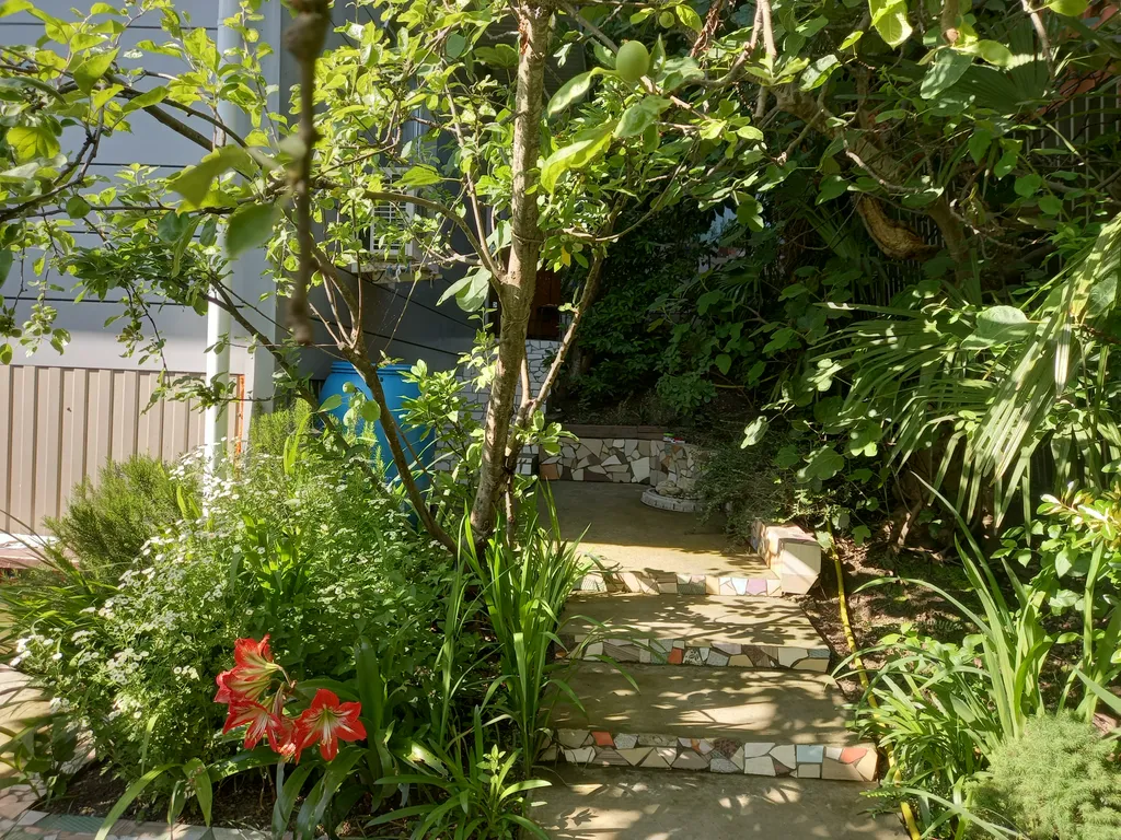 Студия под ключ в частном доме