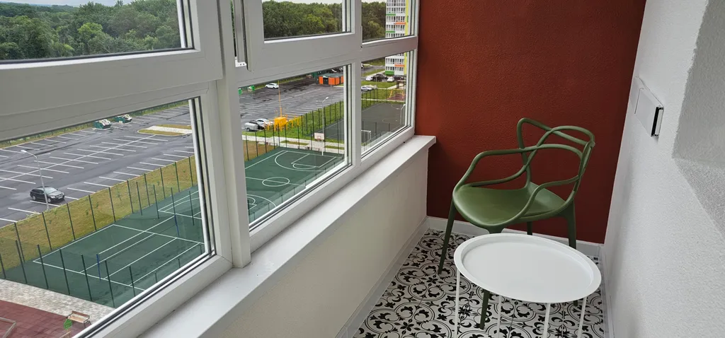 Студия с видом на лес