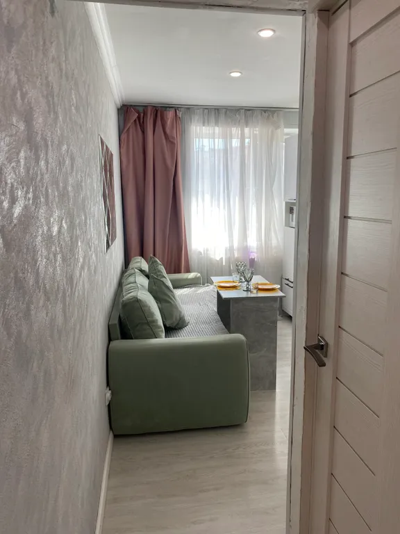 Чистая уютная квартира, рядом с красивым парком