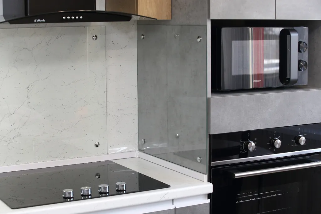 Апартамент в новом доме у метро Заречная в 20 минутах от центра