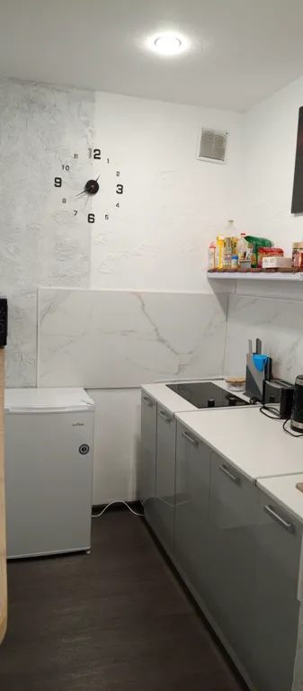 Студия напротив часовой башни