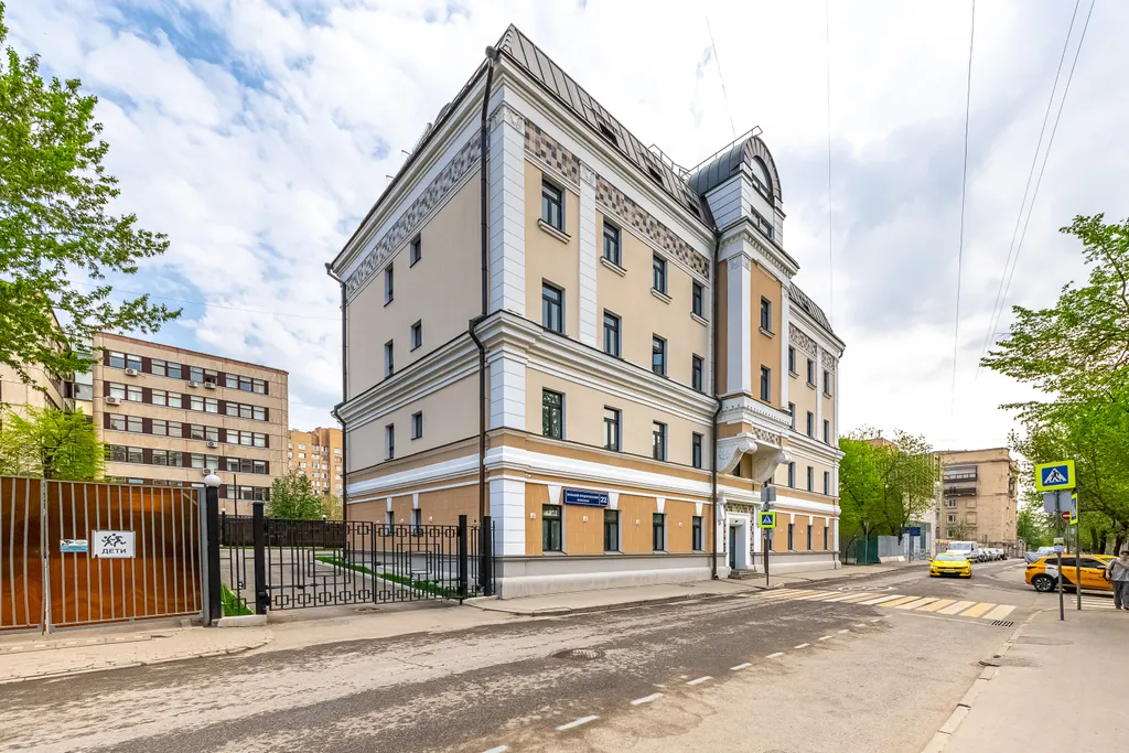 Эксклюзивная квартира-мансарда на Пресне