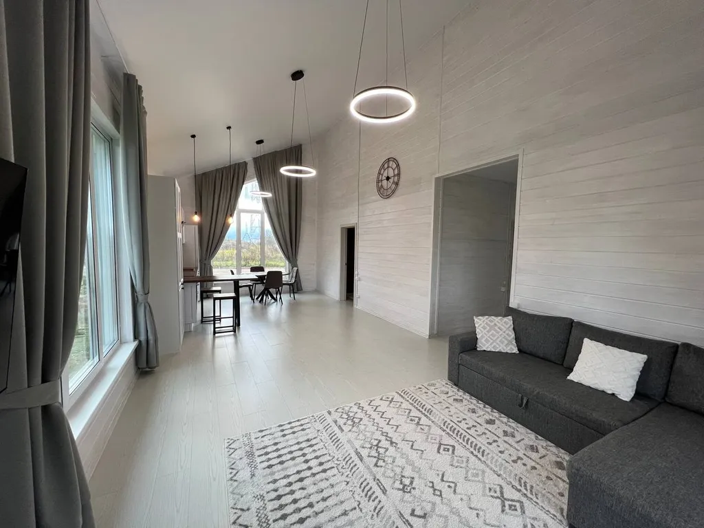 Современный дом для загородного отдыха