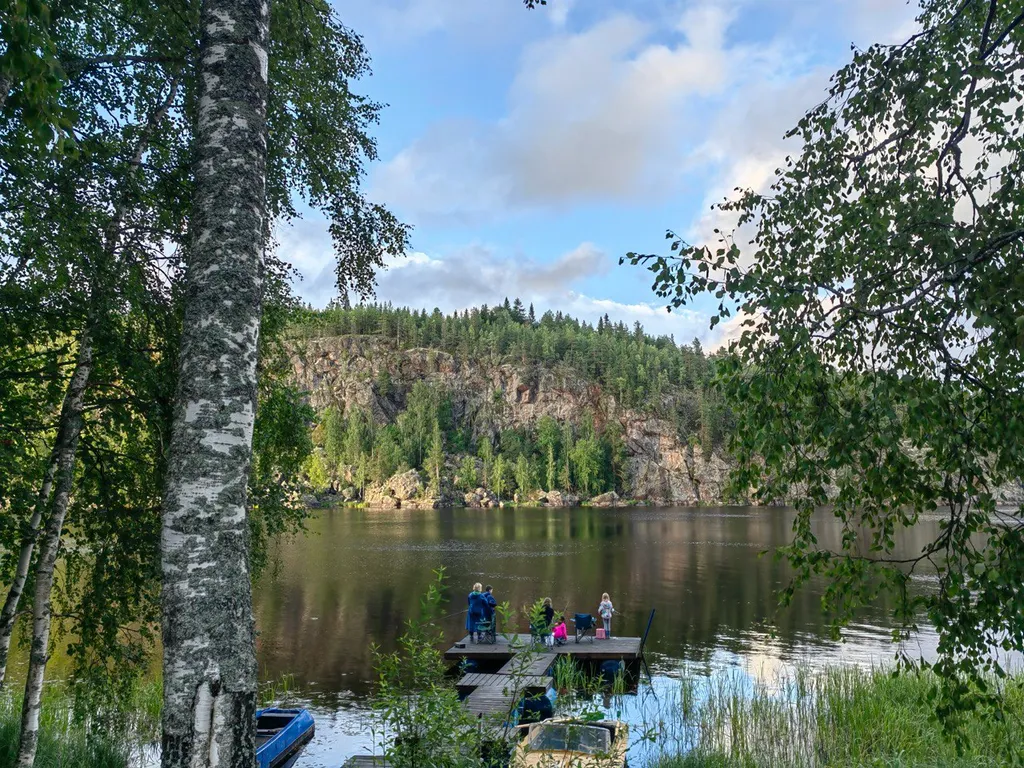 На Ладоге Брусничный