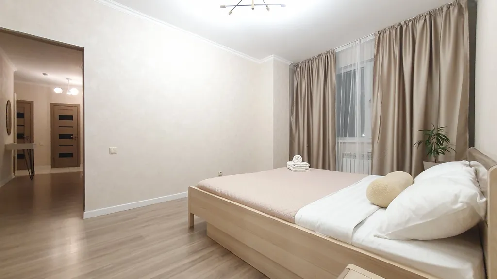 2х-комнатная квартира в жк Лазурный квартал, центр, 2 кровати, диван, кондиционер