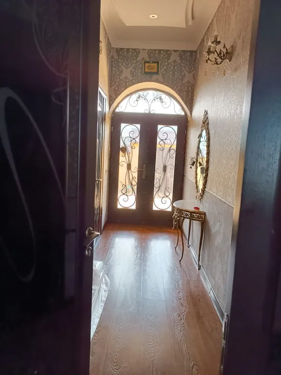 Красивый дом на берегу моря в 50 метрах от дома