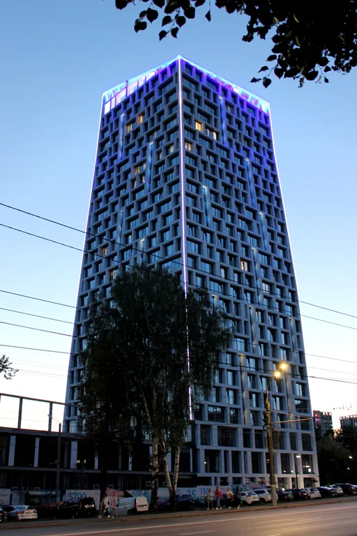 Апартамент с видом на город с высоты 24 этажа