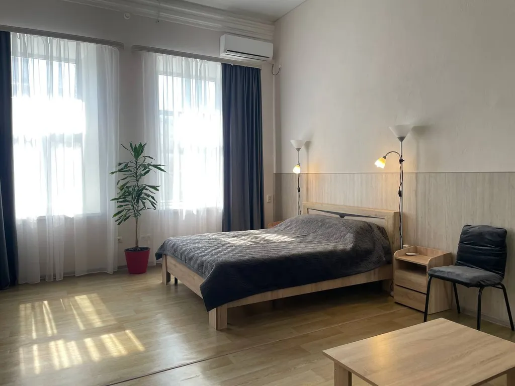 Квартира Уютная комната в самом центре города — аренда посуточно в Феодосия