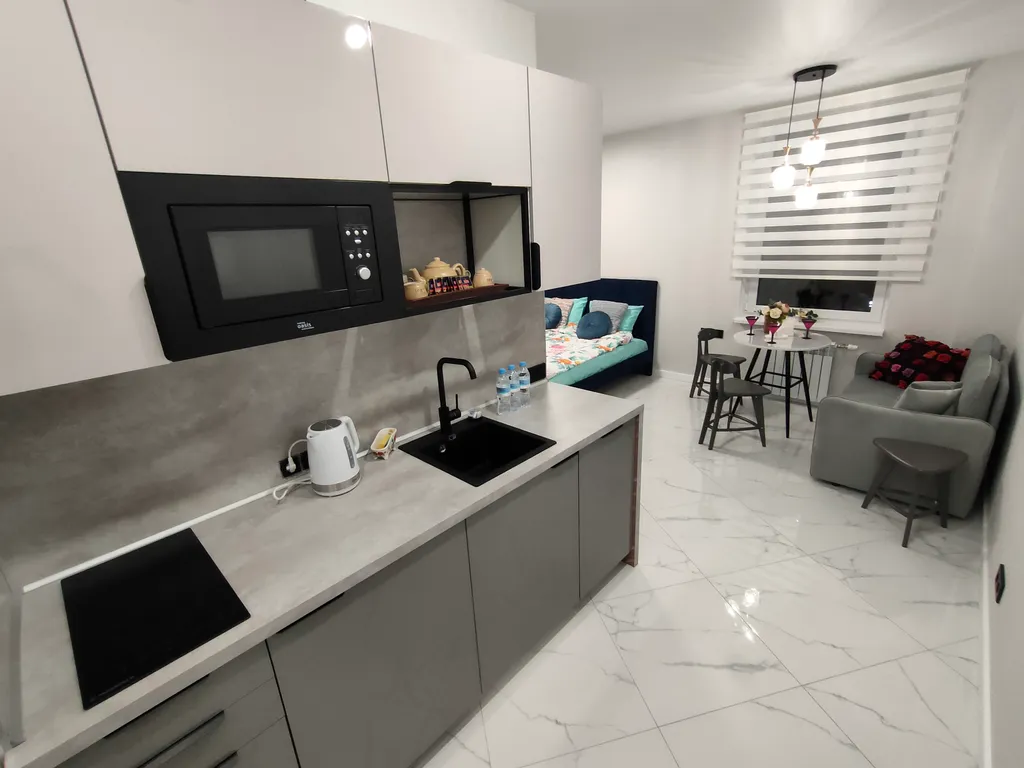 Светлая студия