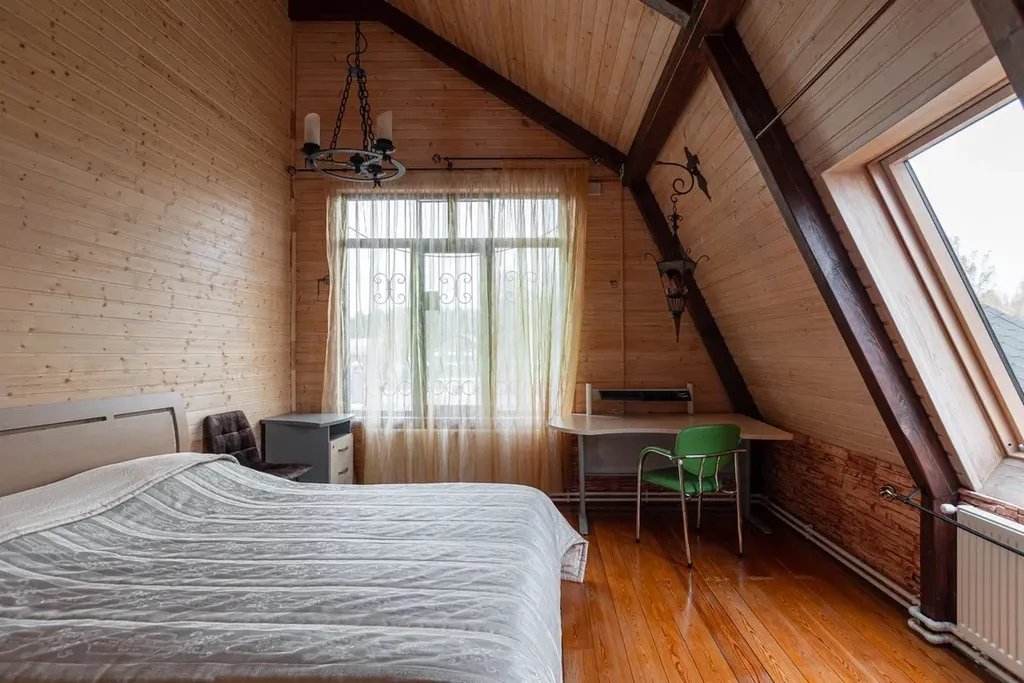 Дом с сауной и бассейном