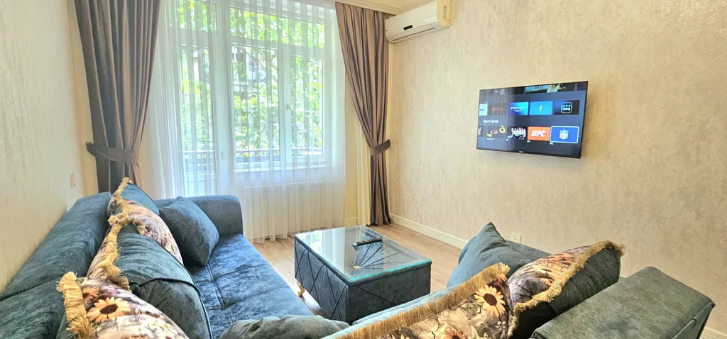 Уютная двухкомнатная квартира в центре Баку