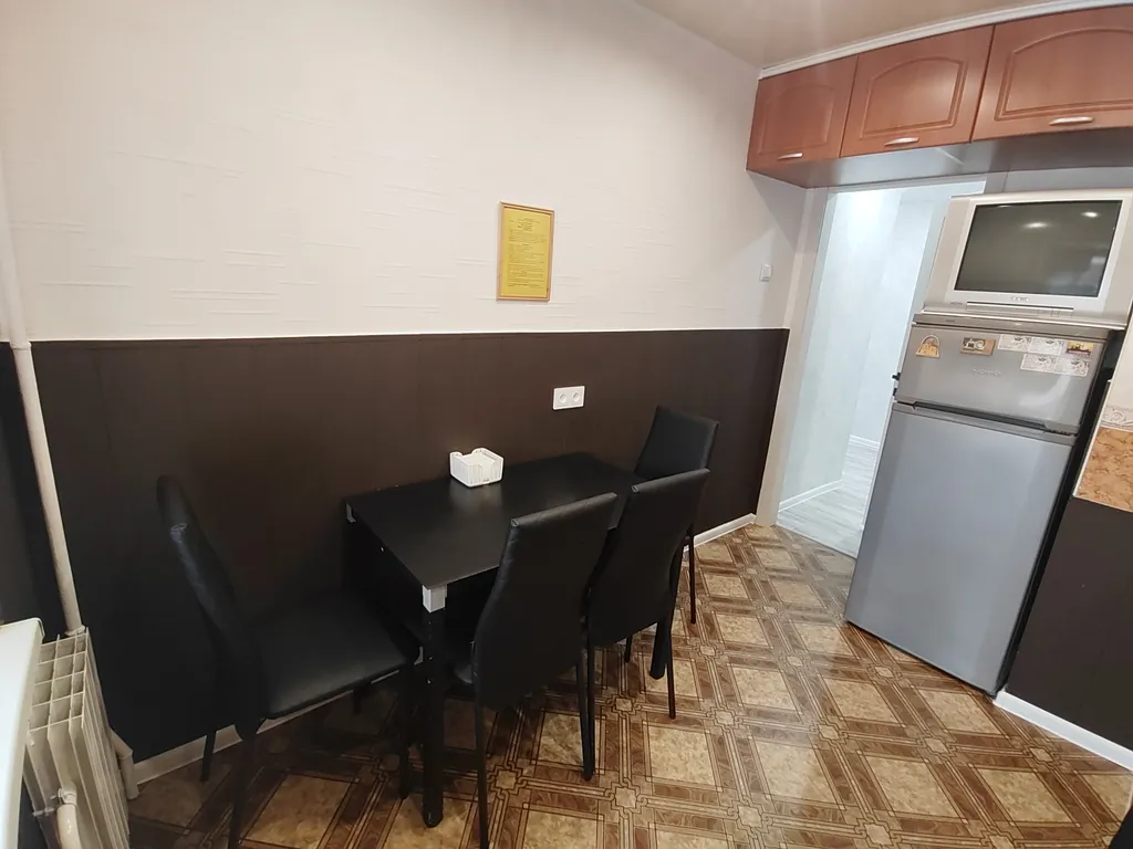 Трёхкомнатная квартира с раздельными комнатами, балконом и лифтом