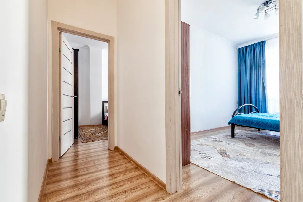 Уютная трёхкомнатная квартира с тремя двухспальними кроватями