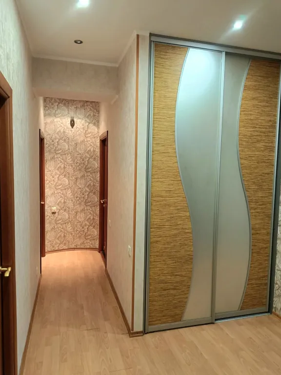 Вода всегда, просторная в центре возле Набережной