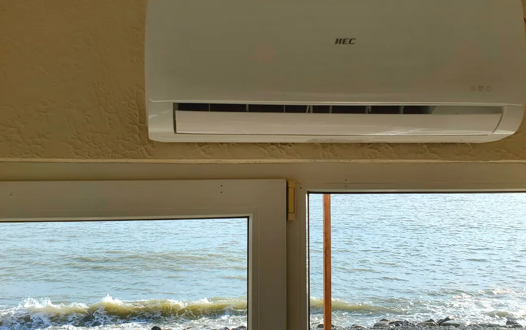 Двухкомнатные апартаменты с выходом к морю