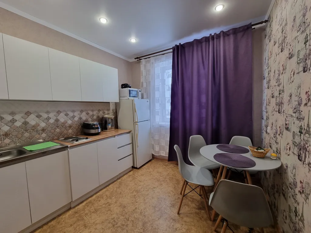 Уютная 1-комнатная квартира — аренда посуточно в Когалым