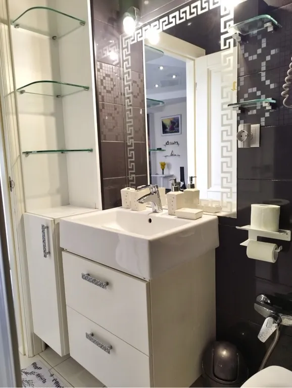 Премиум студия с террасой на 1 линии