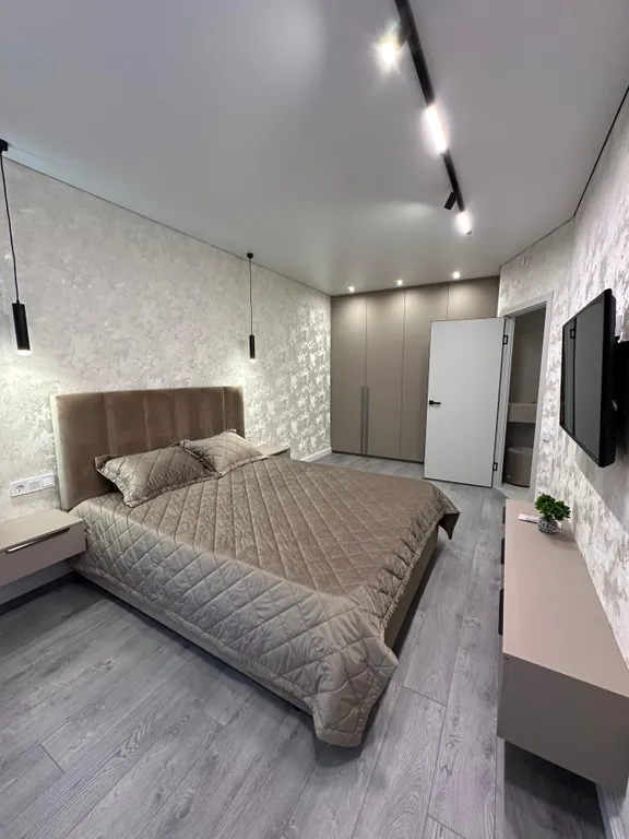 Уютная, новая квартира в кварталах 1777