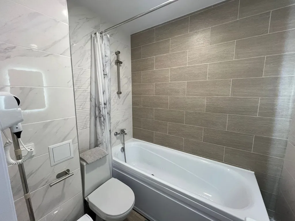 5 Студия на 3 человека с бассейнами